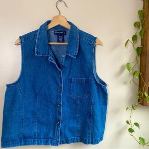 Cute vintage Denim sleeveless top